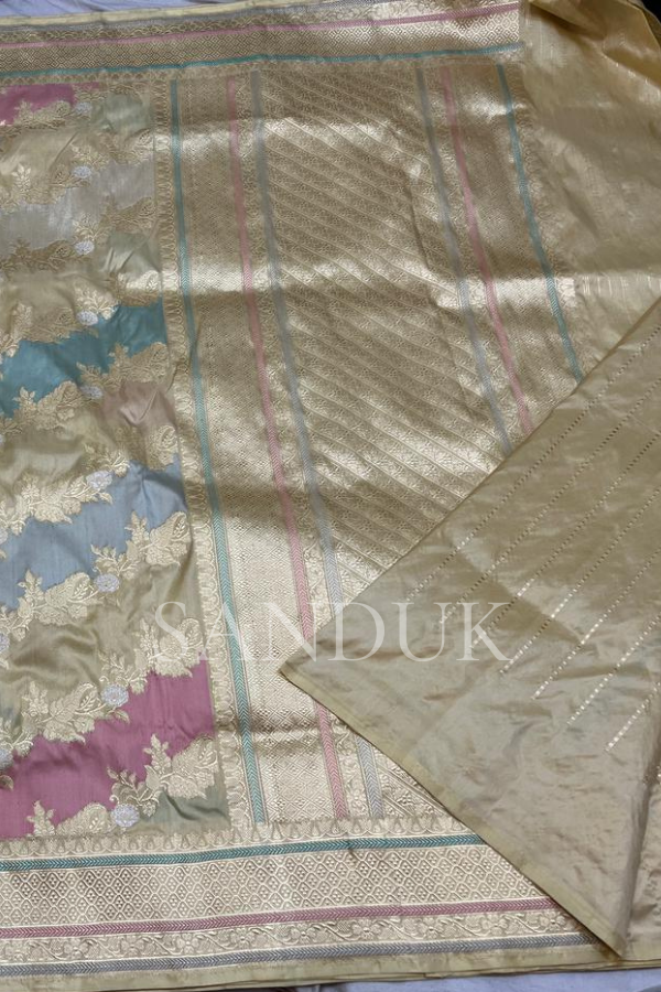 Rangkaat Pastel tone Jangla Saree