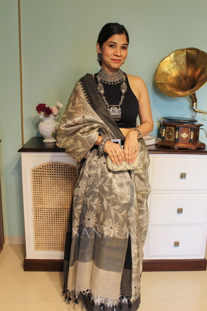 Maati (Saree)