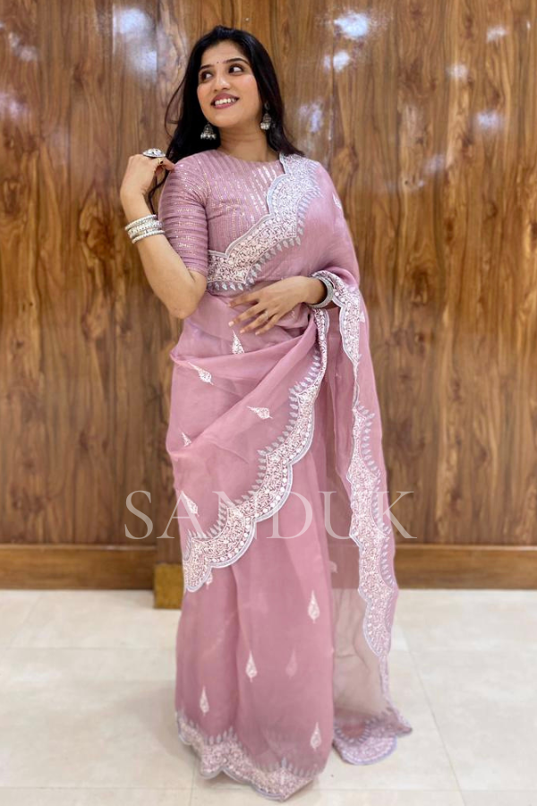 Isabella (Saree)