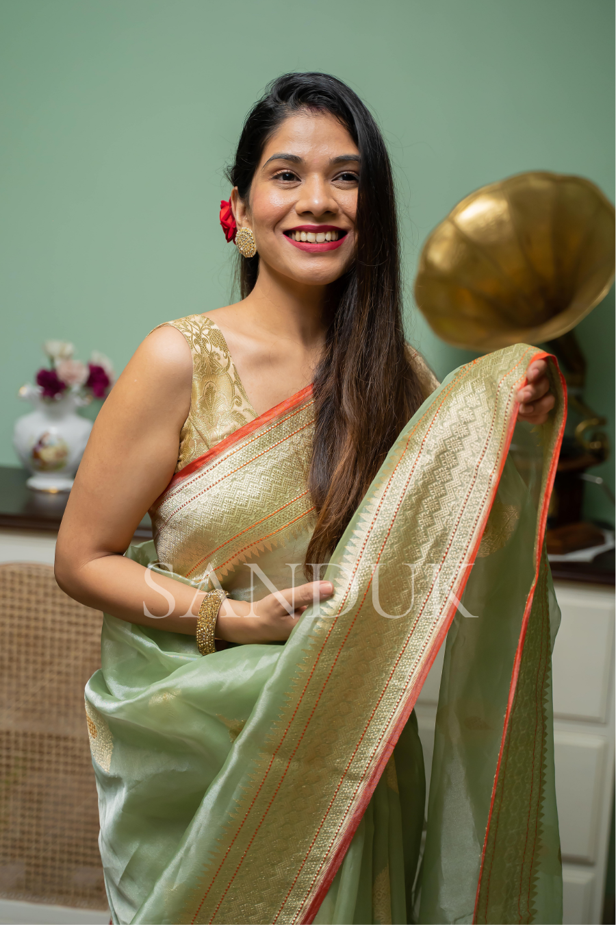 myra (saree)