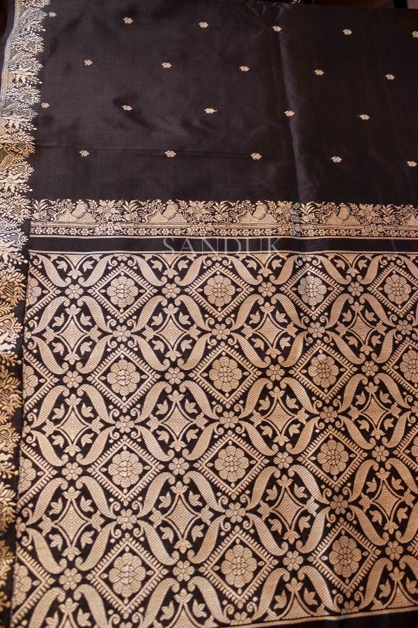 Vibhavari (Saree)