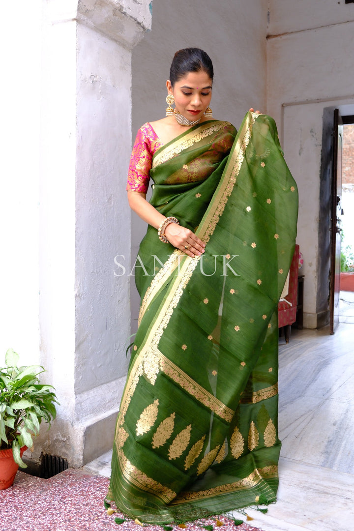 Ira (Saree)