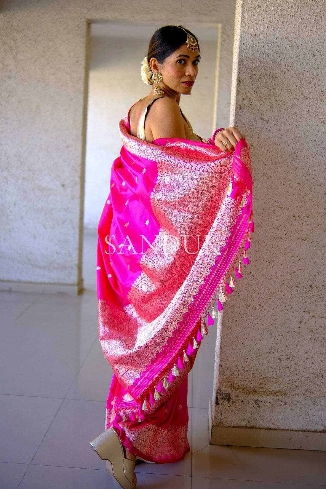 Kimaya Gulabi (Saree)