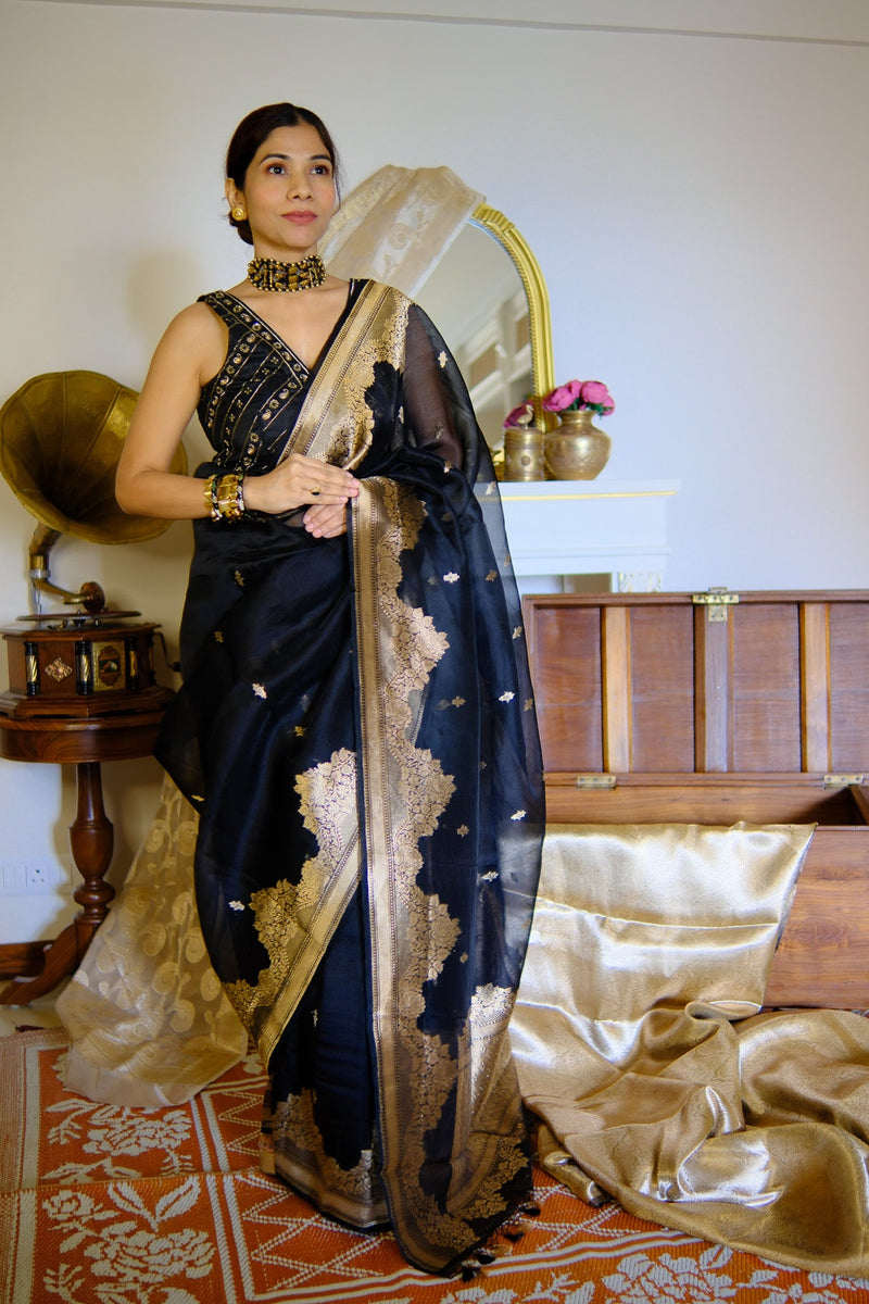 Advika (Saree)