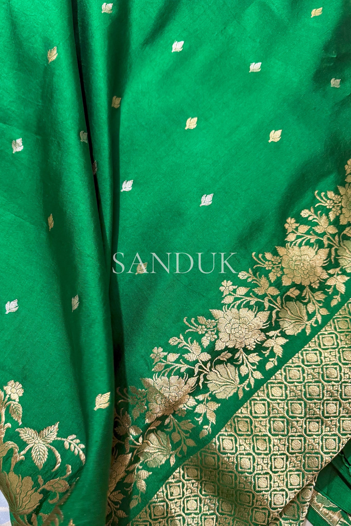Suhana (Saree)