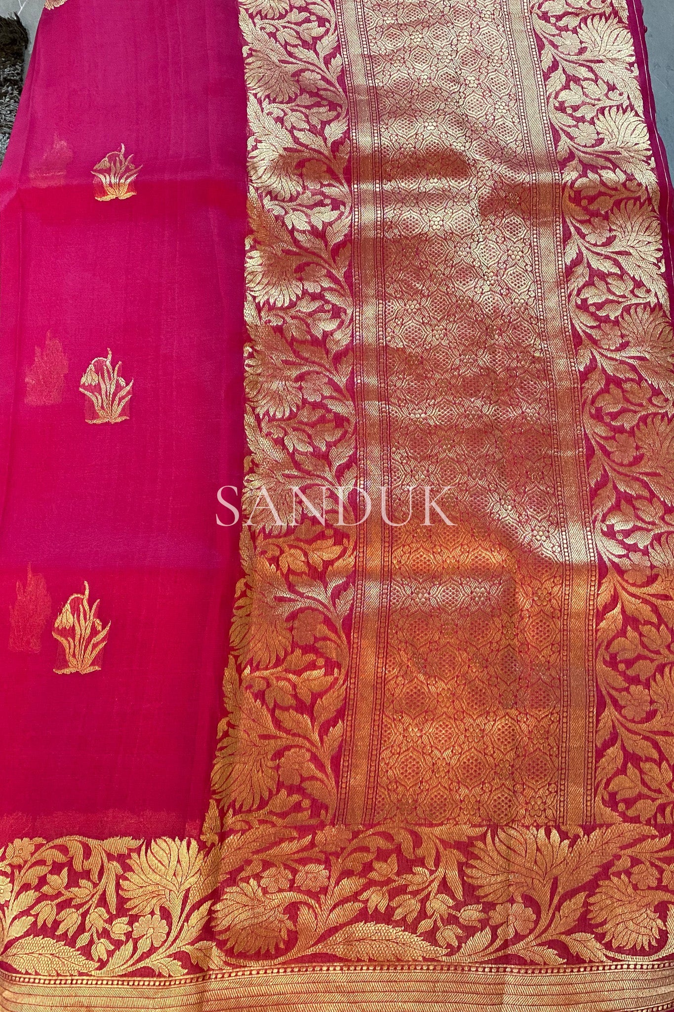 Sarla Kora Silk Saree