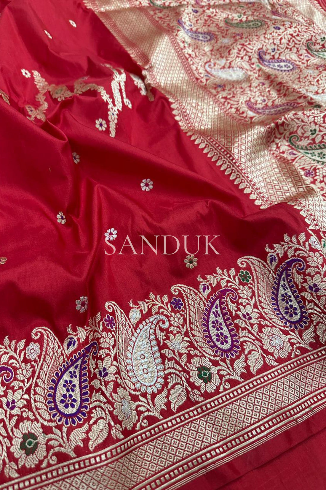 Red Floral Buta Premium Saree